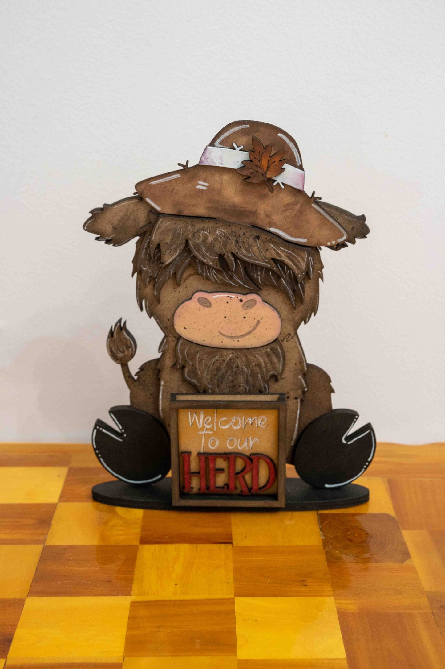 Interchangeable Highland Cow with Hats