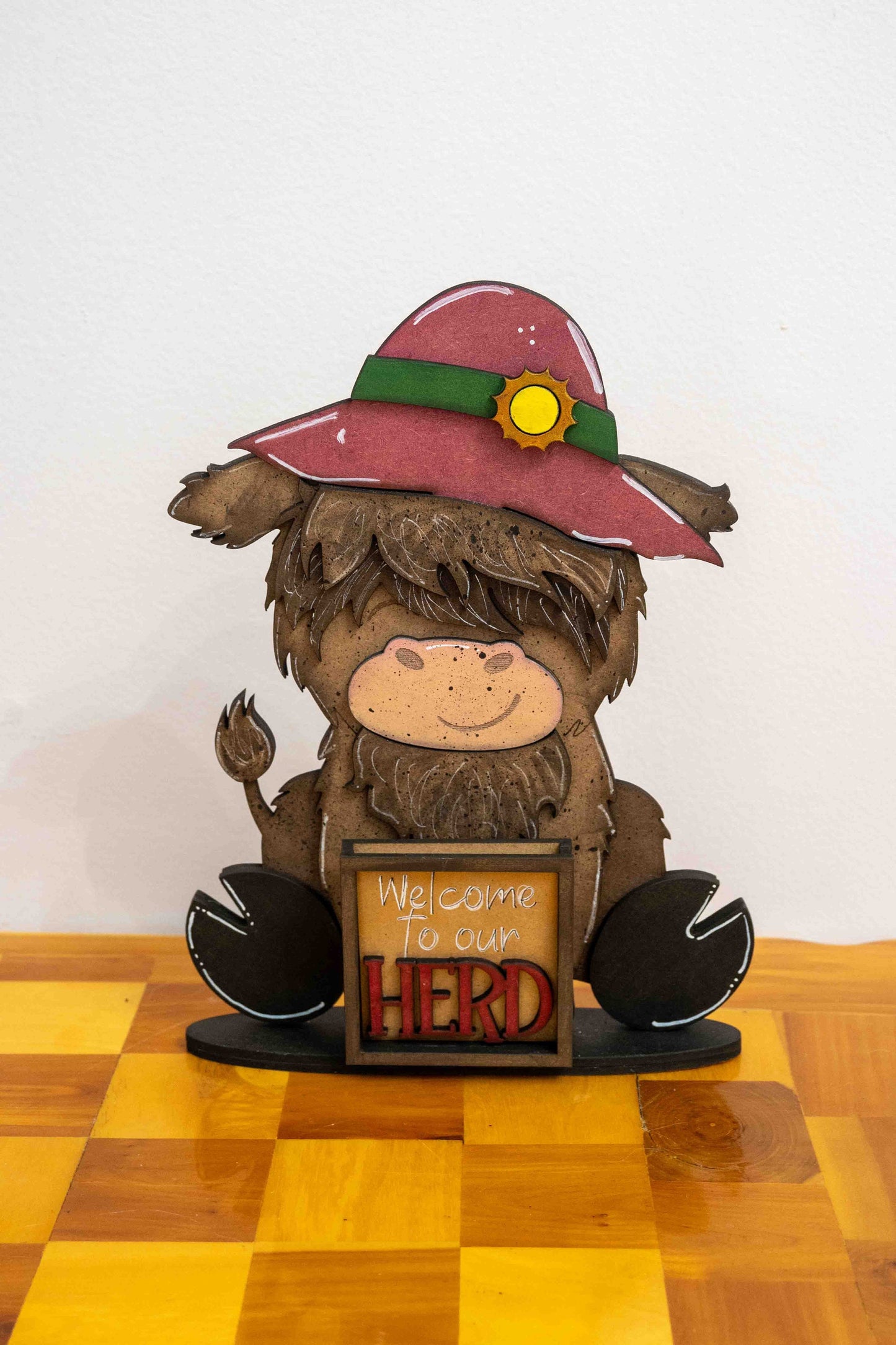 Interchangeable Highland Cow with Hats