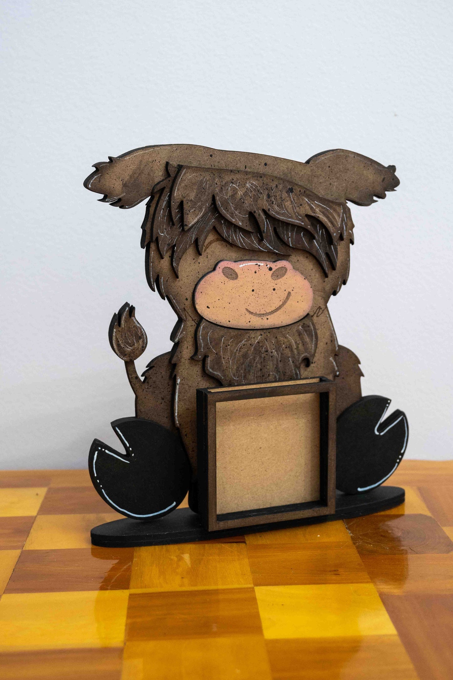 Interchangeable Highland Cow with Hats