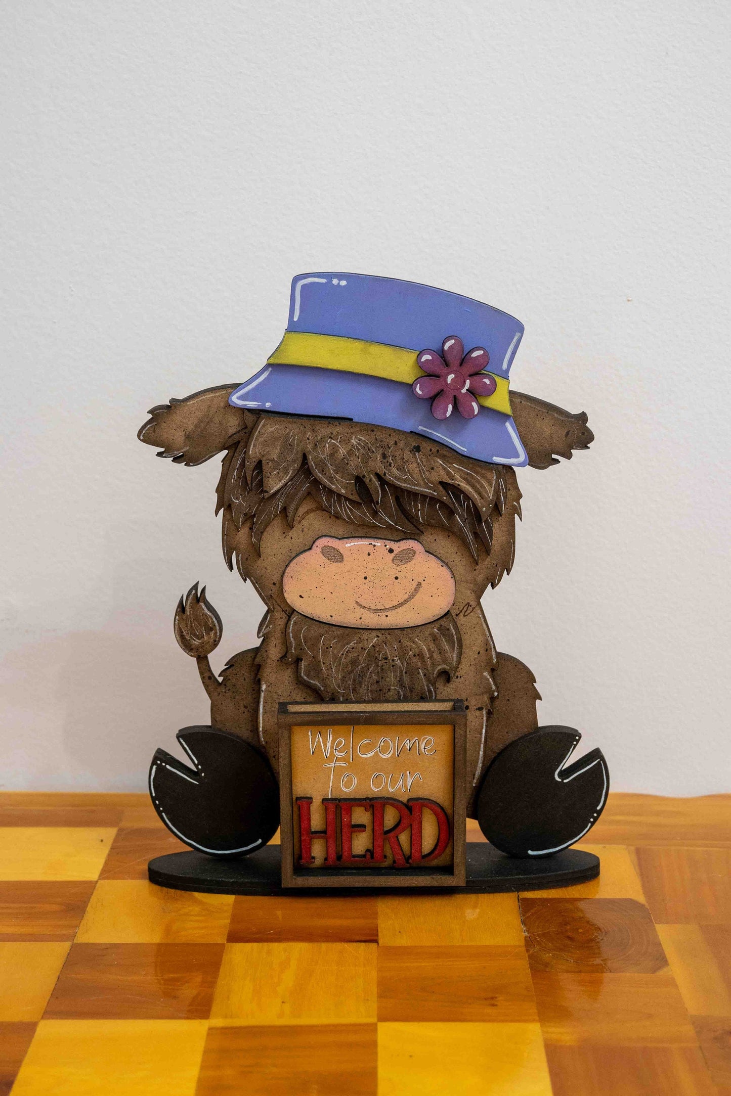 Interchangeable Highland Cow with Hats