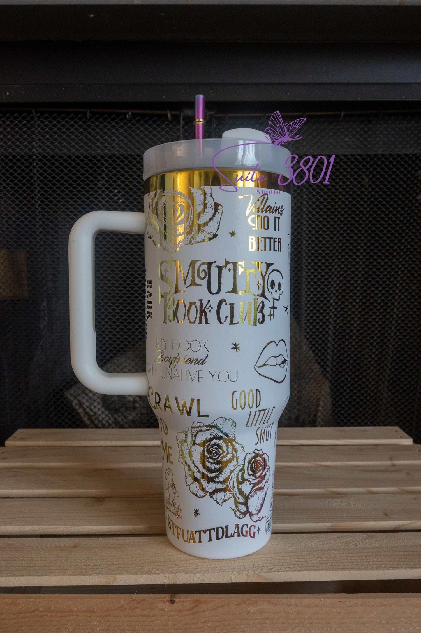Dark Romance --- Smutty Book Club 40 oz Tumbler